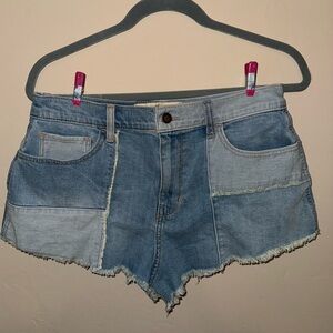 Hollister two tone Patched shorts